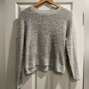 Like New, Women’s Soft Medium Crop Gray Sweater